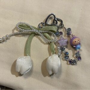 Floral Pearl Key & Card Holder